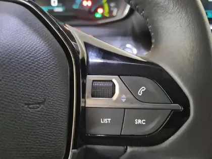 Photo 48 Peugeot 208  Electrique 50 kWh 136ch