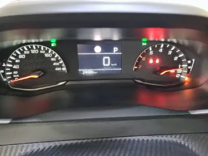 Photo 9 Peugeot 2008  PureTech 130 S&S EAT8