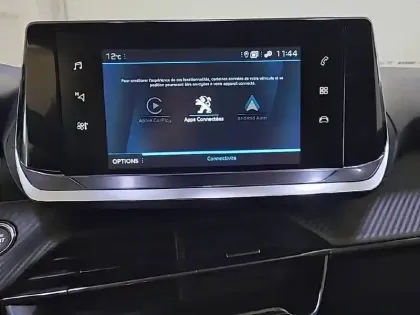 Photo 23 Peugeot 2008  PureTech 130 S&S EAT8