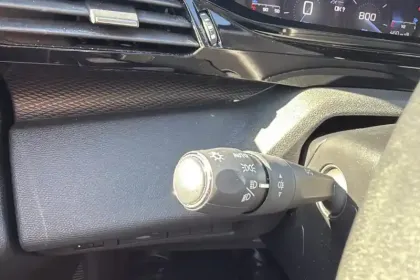 Photo 20 Peugeot 308  BlueHDi 130ch S&S EAT8