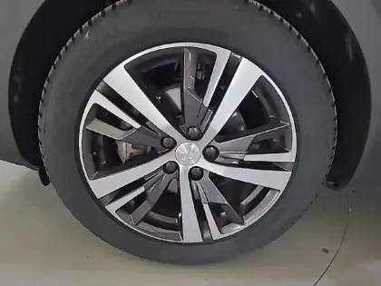 Photo 12 Peugeot 3008  Puretech 130ch S&S EAT8