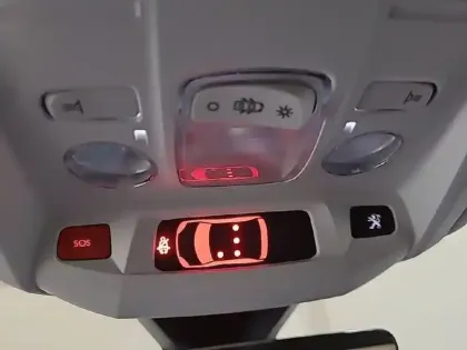 Photo 26 Peugeot 3008  Puretech 130ch S&S EAT8