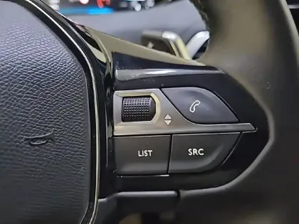 Photo 29 Peugeot 3008  Puretech 130ch S&S EAT8