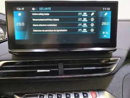 Photo 21 Peugeot 3008  Puretech 130ch S&S EAT8