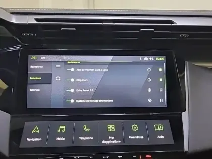 Photo 21 Peugeot 408  PureTech 130 ch S&S EAT8