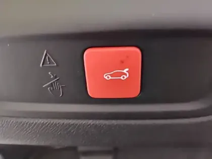 Photo 36 Peugeot 408  PureTech 130 ch S&S EAT8