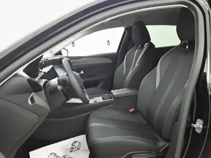 Photo 68 Peugeot 308  BlueHDi 130ch S&S EAT8