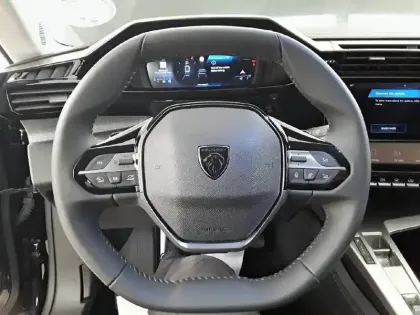 Photo 43 Peugeot 308  BlueHDi 130ch S&S EAT8