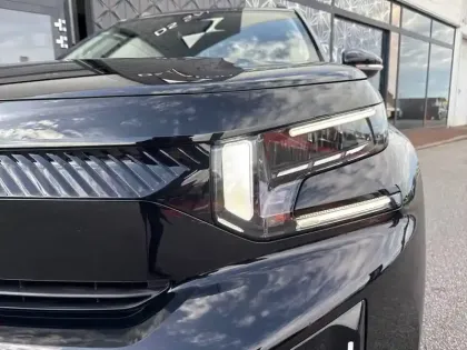 Photo 15 Citroën C3 Aircross  Hybride 145 e-DCS6