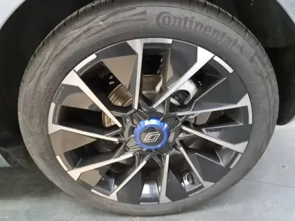 Photo 17 Renault Clio  E-Tech full hybrid 145