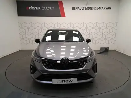 Photo 7 Renault Clio  E-Tech full hybrid 145