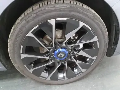 Photo 15 Renault Clio  E-Tech full hybrid 145