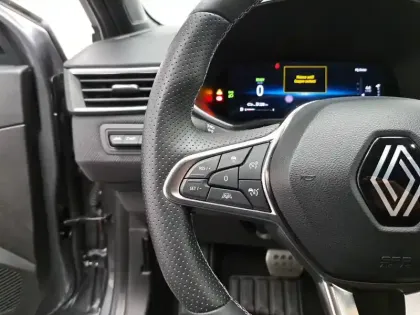 Photo 30 Renault Clio  E-Tech full hybrid 145