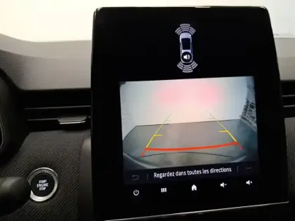 Photo 37 Renault Clio  E-Tech full hybrid 145