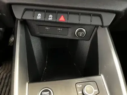 Photo 10 Audi A1  Sportback 30 TFSI 116 ch S tronic 7