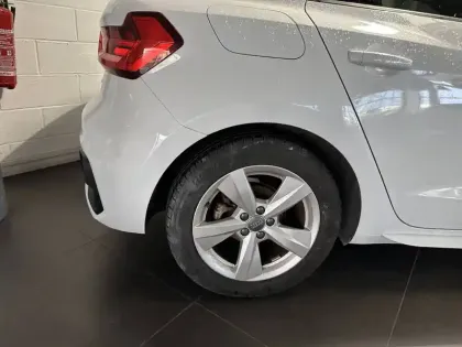 Photo 4 Audi A1  Sportback 30 TFSI 116 ch S tronic 7