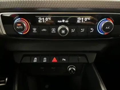 Photo 15 Audi A1  Sportback 30 TFSI 116 ch S tronic 7