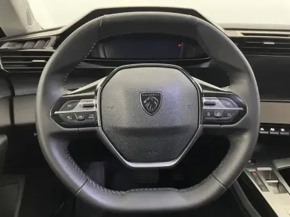 Photo 22 Peugeot 308  PHEV 180 e-EAT8