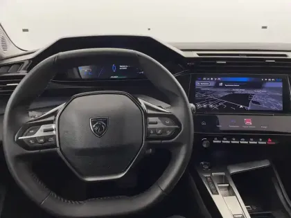 Photo 21 Peugeot 308  PHEV 180 e-EAT8