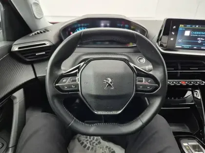 Photo 15 Peugeot 2008  Electrique 136 ch