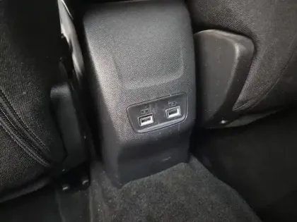 Photo 20 Peugeot 2008  Electrique 136 ch