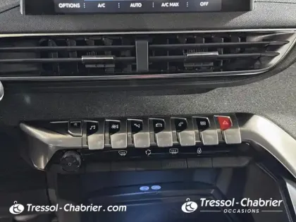 Photo 21 Peugeot 3008  Puretech 130ch S&S EAT8 Allure