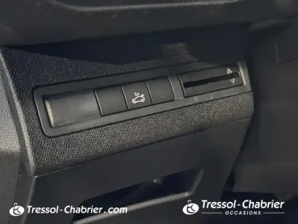 Photo 27 Peugeot 3008  Puretech 130ch S&S EAT8 Allure