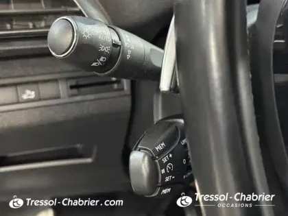 Photo 16 Peugeot 3008  Puretech 130ch S&S EAT8 Allure