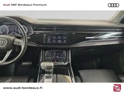 Photo 8 Audi Q8 45 TDI 231 Tiptronic 8 Quattro Avus Extended