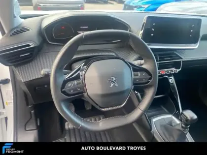 Photo 8 Peugeot 2008  1.5 BlueHDi 110ch S&S Style