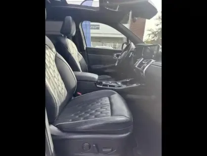 Photo 14 Kia Sorento  1.6 T-GDi 265ch PHEV Design BVA6 4x4 7 places