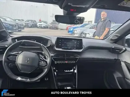 Photo 7 Peugeot 208 Gén. II Ph1 NG GT 5