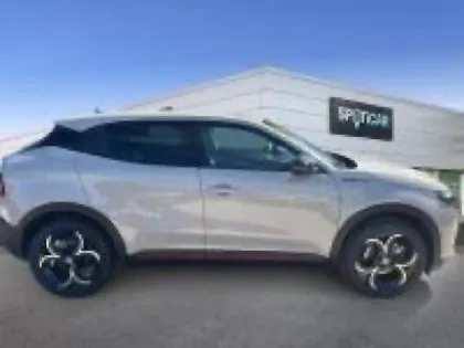 Photo 3 Alfa Romeo Junior  1.2 Ibrida 136ch Speciale DCT6