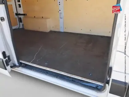 Photo 25 Renault Master  Fg F3500 L2H2 2.3 Blue dCi 135ch Confort Euro6