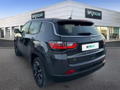 Photo 7 Jeep Compass  1.5 Turbo T4 130ch MHEV Altitude 4x2 BVR7