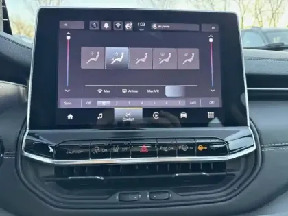 Photo 12 Jeep Compass  1.5 Turbo T4 130ch MHEV Altitude 4x2 BVR7