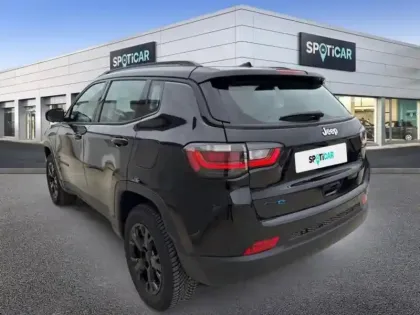 Photo 6 Jeep Compass  1.3 Turbo T4 240ch PHEV 4xe Overland AT6 eAWD