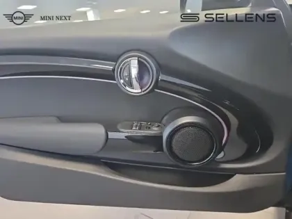 Photo 13 Mini Mini  Cooper 136ch  Edition Camden BVA7