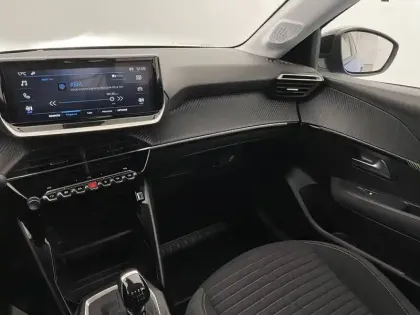 Photo 59 Peugeot 208  PureTech 100 S&S BVM6