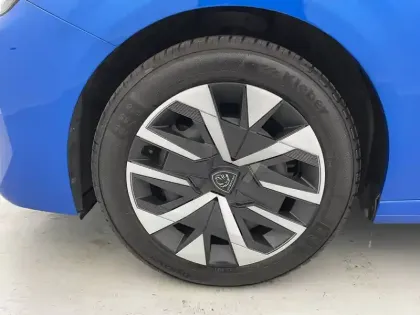 Photo 47 Peugeot 208  PureTech 100 S&S BVM6