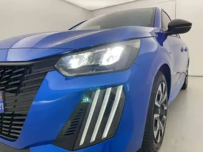 Photo 61 Peugeot 208  PureTech 100 S&S BVM6