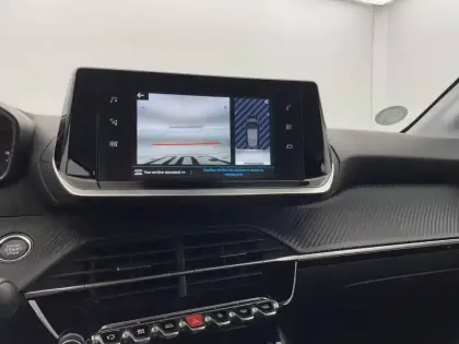 Photo 44 Peugeot 208  Electrique 50 kWh 136ch