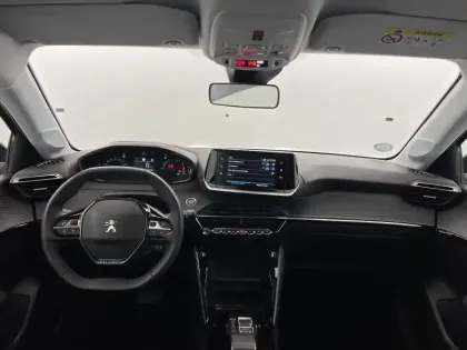 Photo 47 Peugeot 208  Electrique 50 kWh 136ch