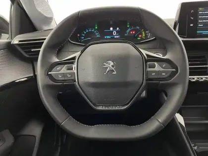 Photo 42 Peugeot 208  Electrique 50 kWh 136ch