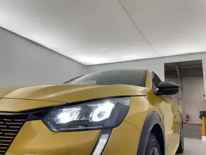 Photo 43 Peugeot 208  Electrique 50 kWh 136ch