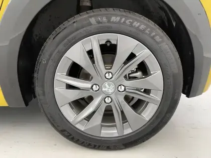 Photo 35 Peugeot 208  Electrique 50 kWh 136ch