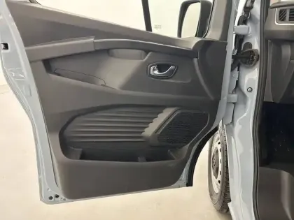 Photo 19 Renault Trafic  FGN L1H1 2800 KG BLUE DCI 150