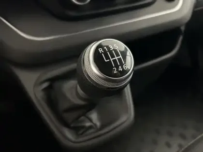 Photo 147 Renault Trafic  FGN L1H1 2800 KG BLUE DCI 150