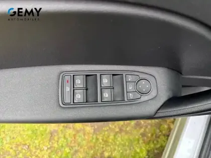 Photo 12 Renault Captur  TCe 90