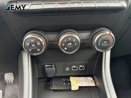 Photo 18 Renault Captur  TCe 90